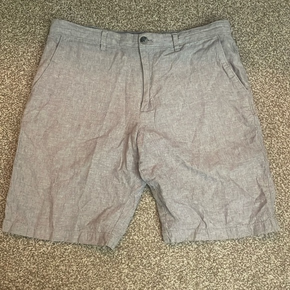 Banana Republic Men’s Emerson Shorts - Picture 1 of 5